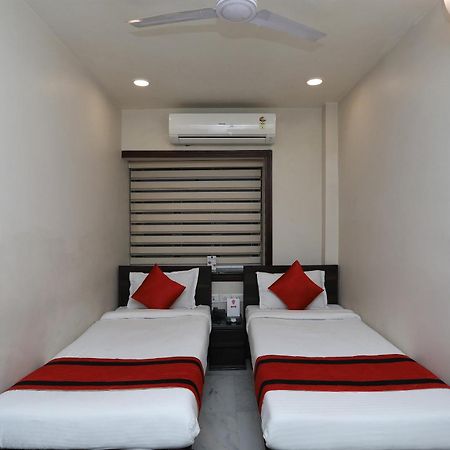 Capital O 8318 Beeu Guest House Liluāh Exterior foto